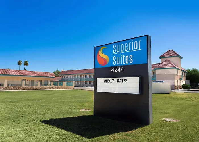 Superior Phoenix Hotel